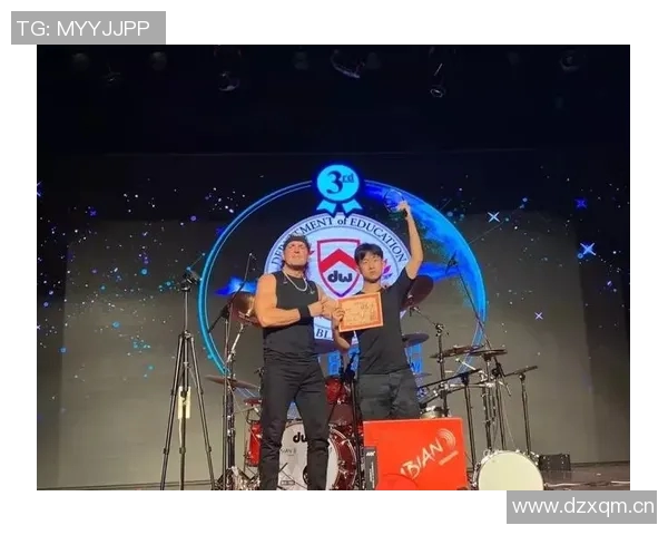 杭州足球队与广州足球队赛后复盘团队协作的精彩瞬间与战术分析